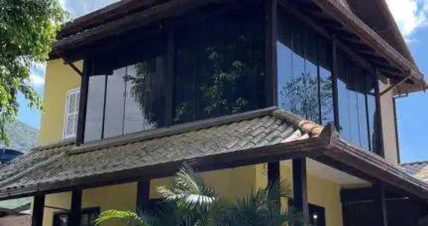 Casa com 3 quartos para alugar na Oscar Martinho Ribeiro, 103, Praia de Fora, Palhoça