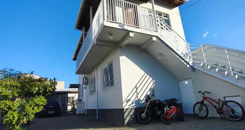 Casa com 4 quartos à venda na Rua São Bom Jesus de Iguape, 56, Ponte do Imaruim, Palhoça