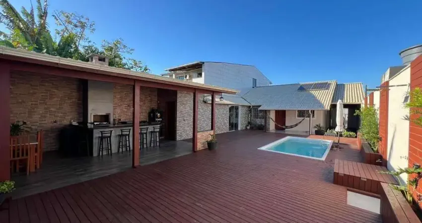 Casa com 2 quartos à venda na Rua Adriano de Farias, 344, Forquilhinhas, São José
