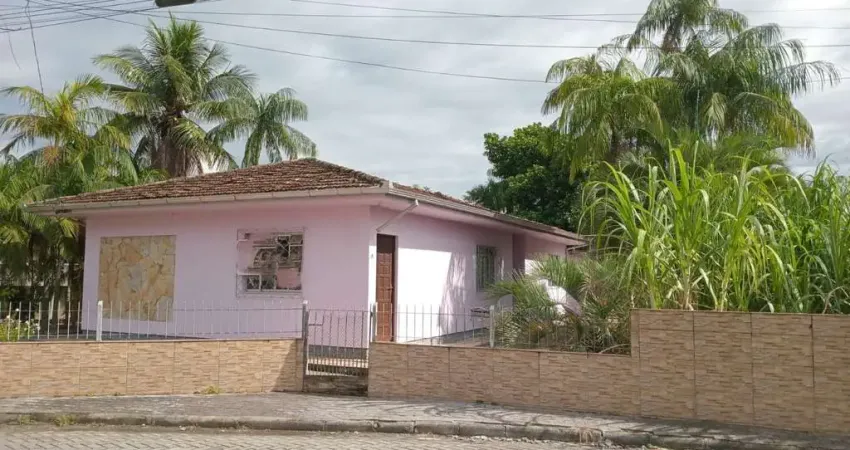 Casa com 4 quartos à venda na Rua Santa Catarina, 70, Aririu, Palhoça