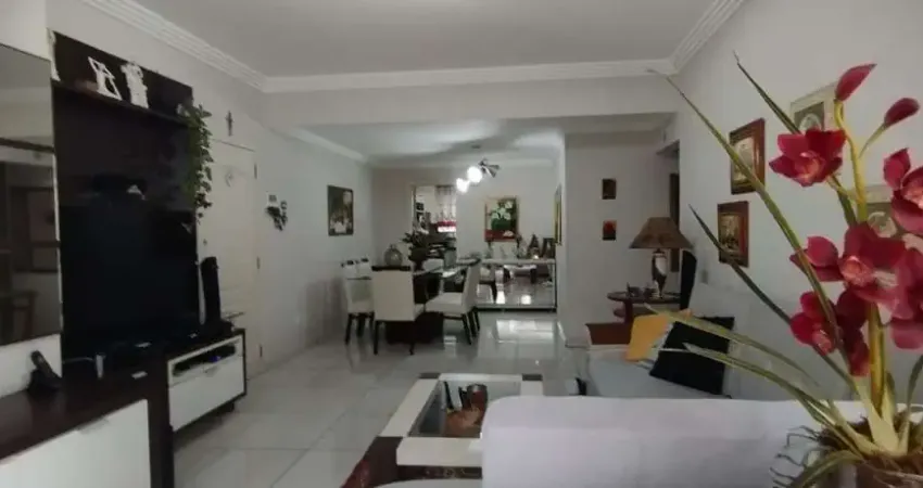 Oportunidade Única no Coração de Florianópolis ?  Apartamento Alto Padrão