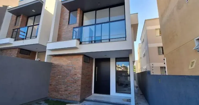 Casa com 3 quartos à venda na Rua Augusta Rodrigues Pulceno, SN, Serraria, São José