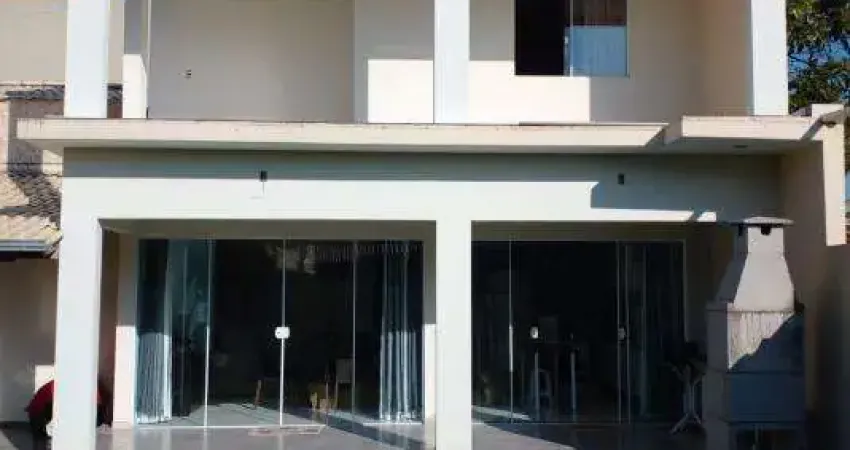 Casa com 3 quartos para alugar na Servidão Piloto, 27, Campeche, Florianópolis