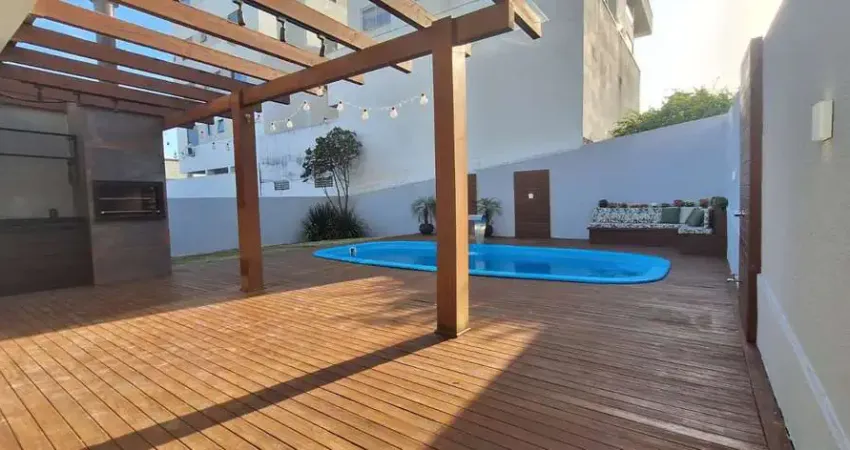 Casa exclusiva na pedra branca - sofisticação, conforto e vista privilegiada