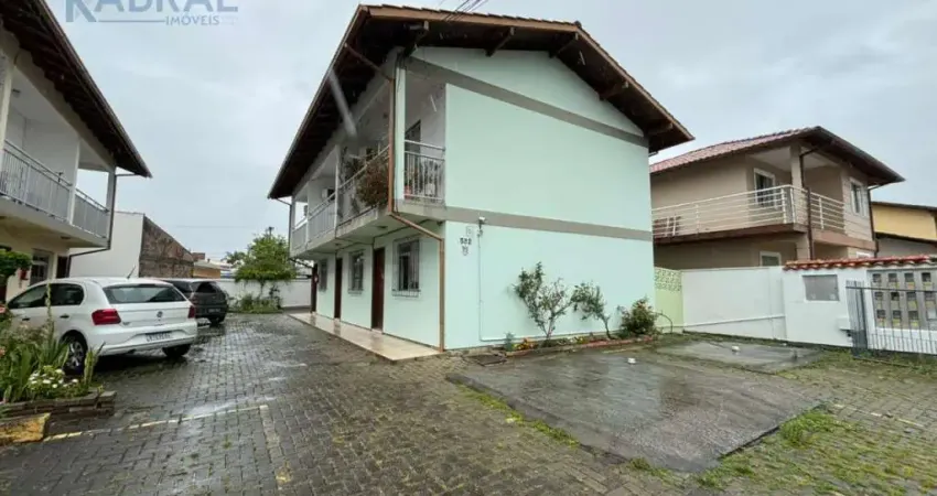 Kitnet / Stúdio para alugar na Rua José Xavier da Rosa, 594, Carianos, Florianópolis