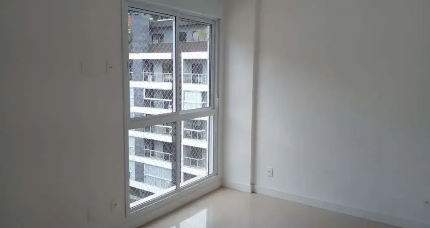 Apartamento 2 Quartos no Centro Florianópolis - Conforto e Localização Privilegiada