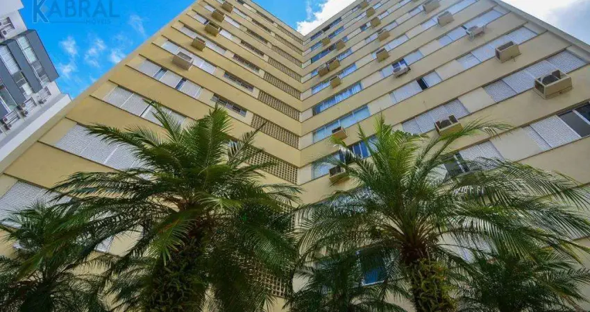 Apartamento com 3 quartos para alugar na Rua Esteves Júnior, 99, Centro, Florianópolis