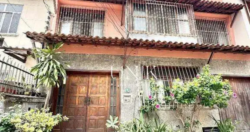 EXCELENTE CASA DE VILA 3 QUARTOS 2 SUITES 2 VAGAS EM ICARAÍ!!