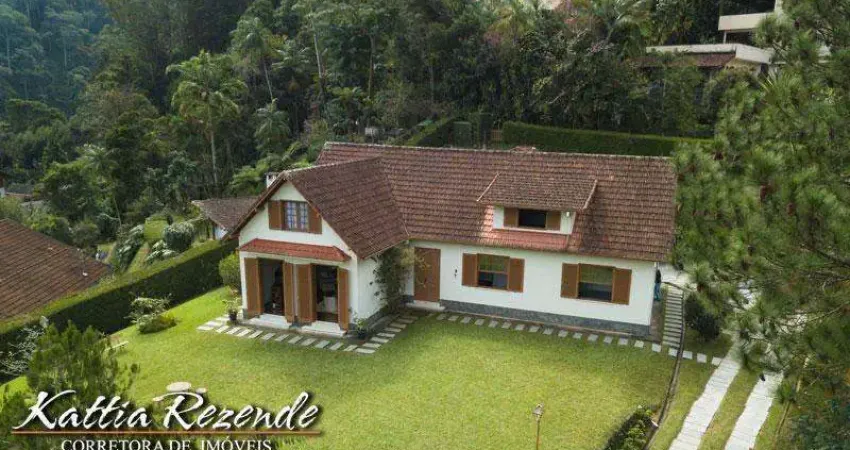 Casa para Venda em Nova Friburgo, Mury, 4 dormitórios, 2 suítes, 4 banheiros, 5 vagas
