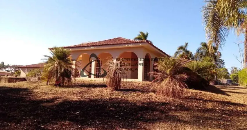 VENDE-SE Mansão 5 Quartos c/ 03 suítes MI 8 LAGO NORTE
