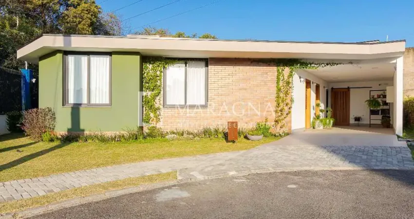 Casa térrea em condomínio localizada próximo ao parque tingui