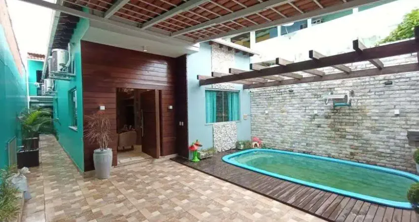 Casa com 5 quartos à venda na Rua Rubelita, 5, Tancredo Neves, Manaus