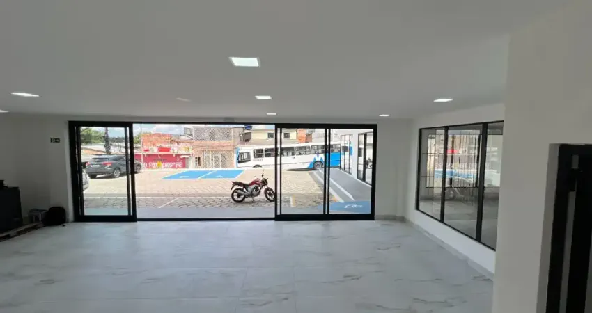 Ponto comercial com 1 sala à venda na Rua Alvinópolis, 50, Flores, Manaus