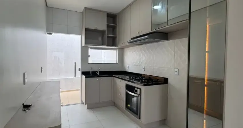 Casa em residencial fechado com 2 quartos/ com Ar condicionados e modulados