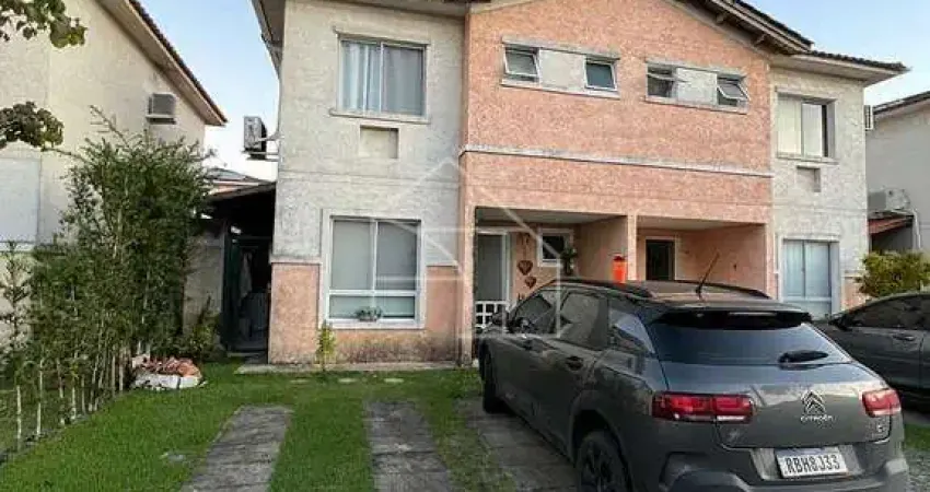Casa em condomínio fechado com 3 quartos à venda na Avenida Desembargador Antônio José Miguel Feu Rosa, Manguinhos, Serra
