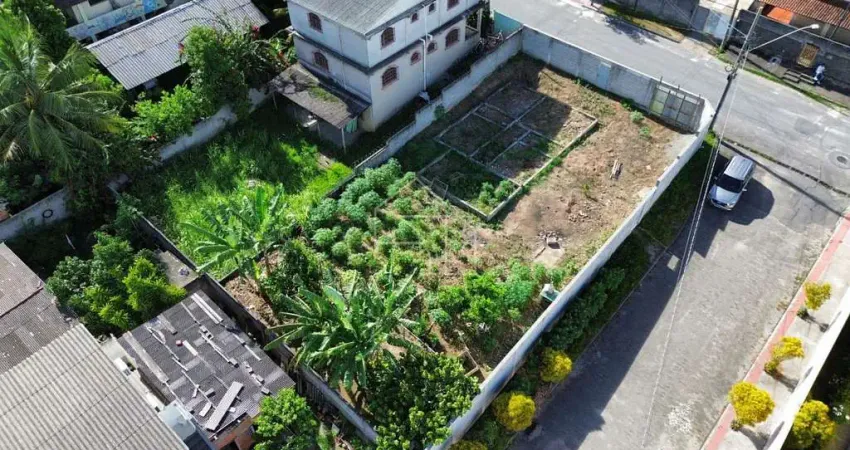 Terreno à venda na Rua Cataguases, Jacaraípe, Serra