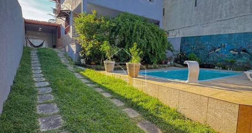 Casa com 4 Quartos e Suíte em Portal de Jacaraipe com Vista para o Mar