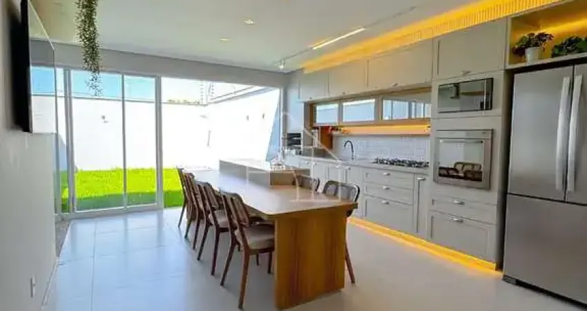 Casa Individual à Venda em Morada de Laranjeiras  – Porteira Fechada