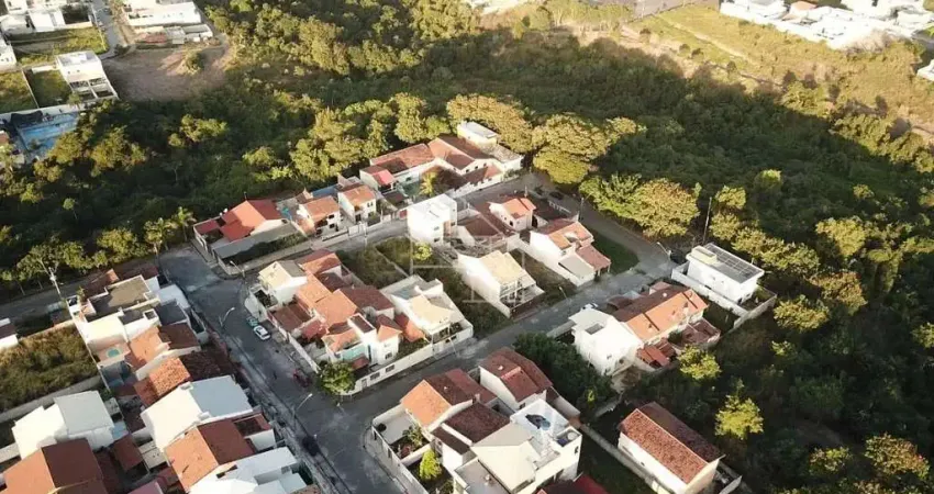 Terreno à venda na Rua dos Periquitos, Morada de Laranjeiras, Serra