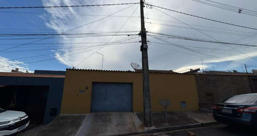Casa à venda, 4 quartos, 1 suíte, 2 vagas, BeijaFlor - UBERABA/MG