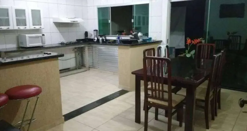 Casa à venda, 5 quartos, 1 suíte, JARDIM DO LAGO - UBERABA/MG