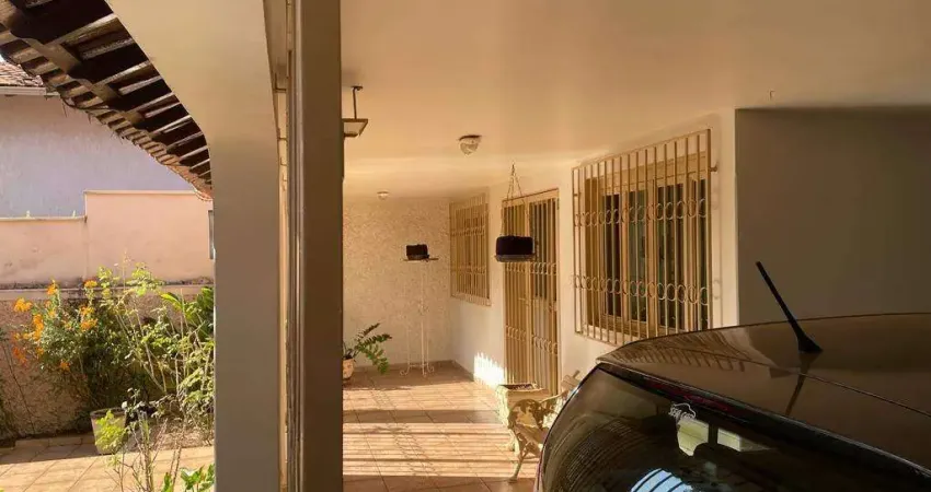 Casa à venda, 3 quartos, 1 suíte, 2 vagas, MERCÊS - UBERABA/MG