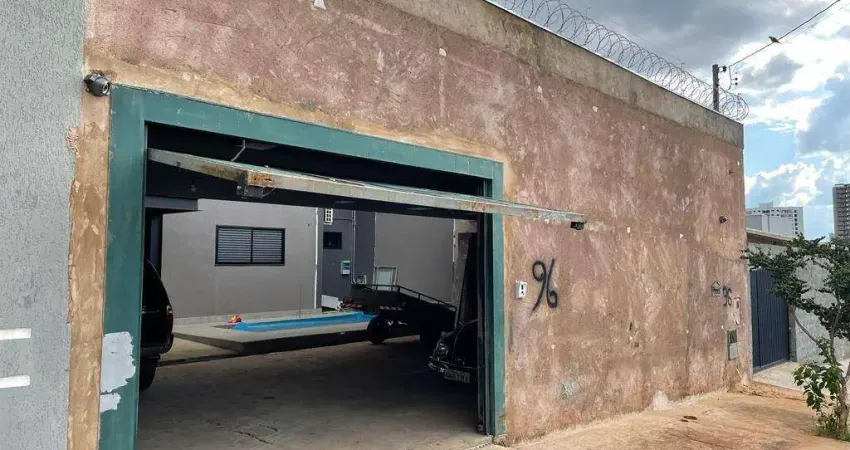 Casa à venda, 3 quartos, 3 suítes, 6 vagas, JARDIM DO LAGO - UBERABA/MG