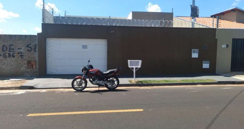Casa à venda, 3 quartos, 1 suíte, 3 vagas, Parque das Laranjeiras - UBERABA/MG