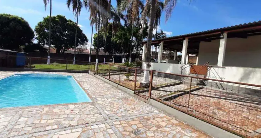 Chácara / Sítios à venda, 4 quartos, 2 suítes, 4 vagas, RECREIO DOS BANDEIRANTES - UBERABA/MG