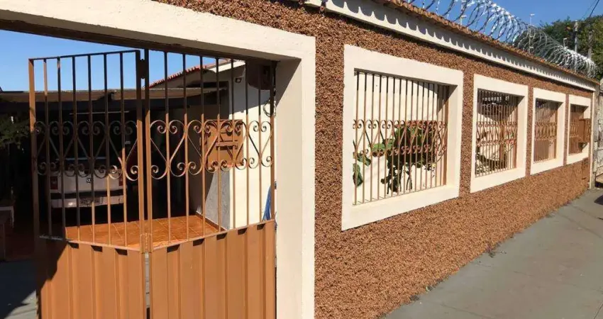 Casa à venda, 3 quartos, 5 vagas, Conjunto Costa Telles II - UBERABA/MG