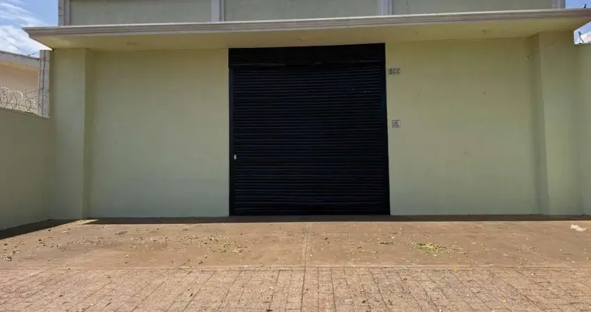 Barracão / Galpão / Depósito à venda no Parque das Américas, Uberaba