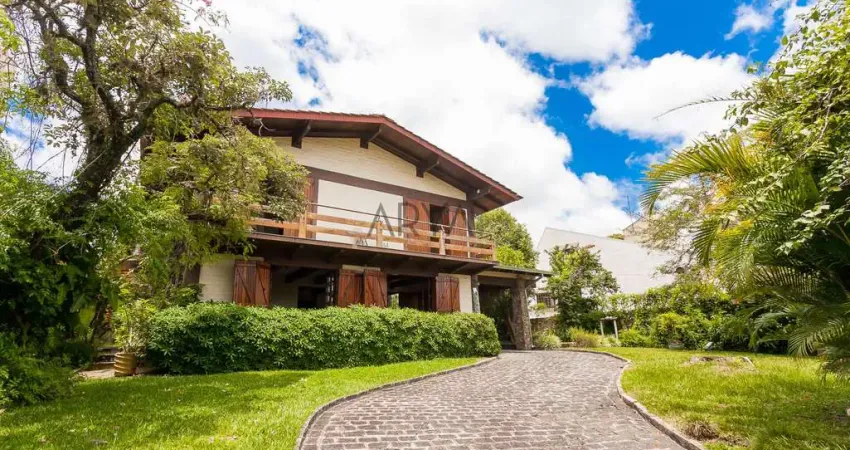 Casa com 7 quartos à venda na Rua Solimões, 819, Mercês, Curitiba