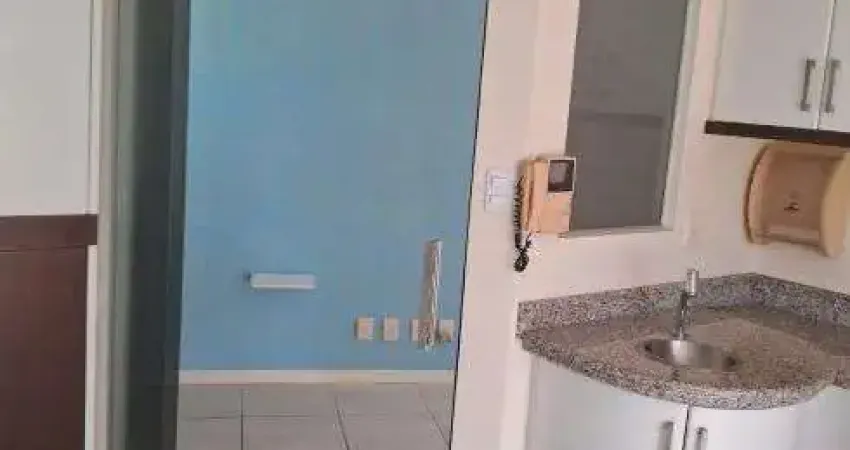 Escritório para venda possui 32 metros quadrados em Vilas do Atlântico - Lauro de Freitas - BA