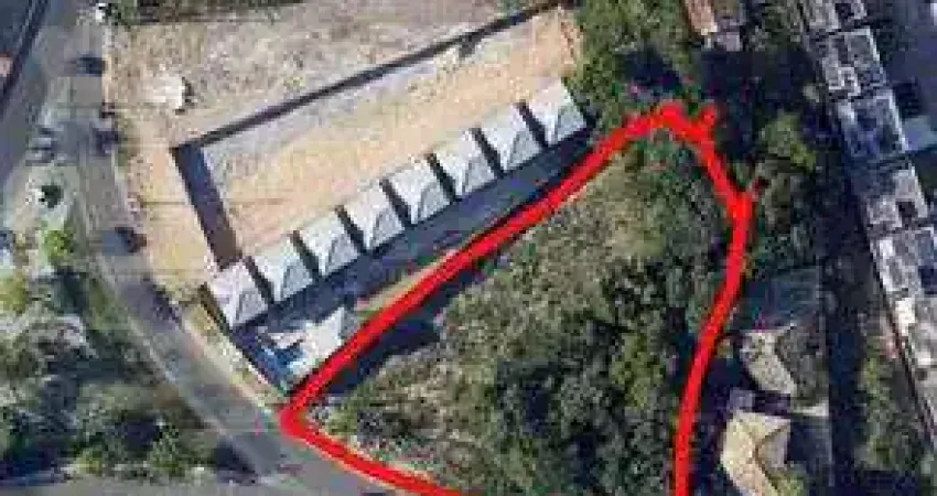 Lote/Terreno para venda com 3138 metros quadrados em Miragem - Lauro de Freitas - BA