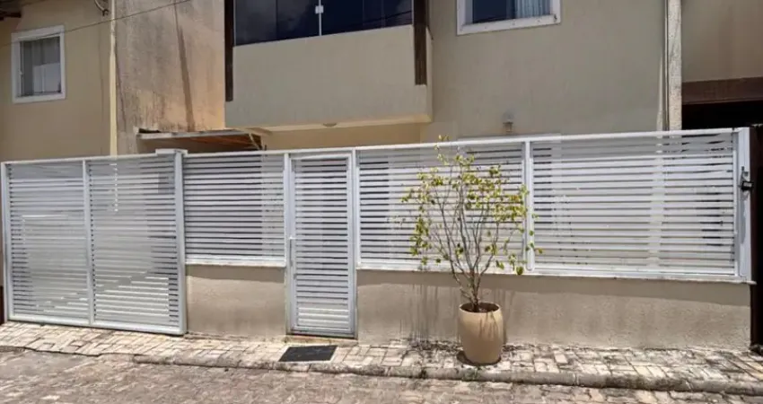 Casa em condomínio fechado com 4 quartos à venda na Rua Caraíva, 68, Abrantes, Camaçari