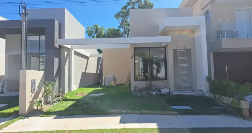 Bela casa térrea, 3/4, 2 suítes, 2 vagas de garagem, sala ampla integrada com cozinha e com pé diretio alto e imponente,