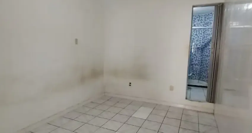 Casa com 1 quarto para alugar na Rua Adalgisa Silva Lima, São Gonçalo, Salvador