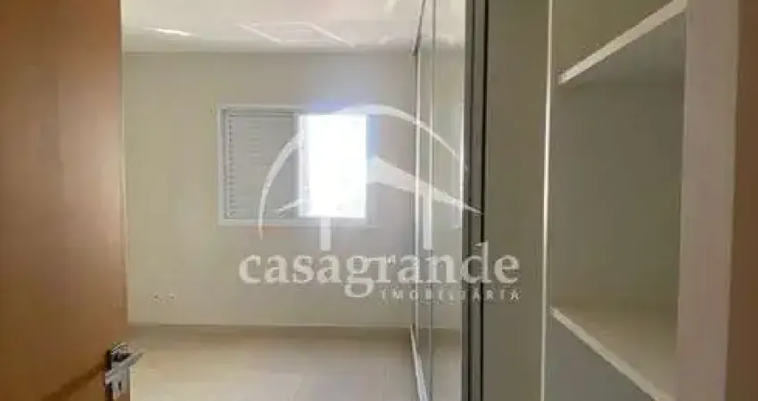 Apartamento com 3 quartos para alugar no Martins, Uberlândia 