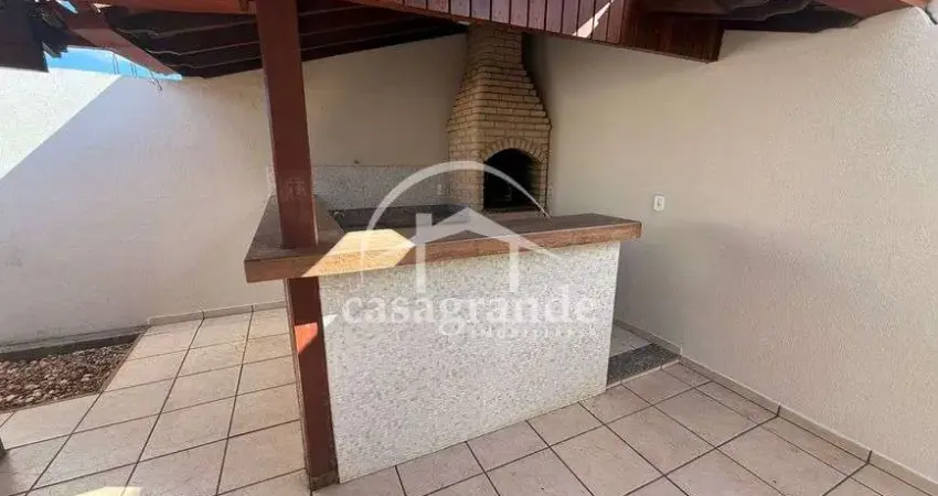 Casa com 3 quartos para alugar no Vigilato Pereira, Uberlândia 