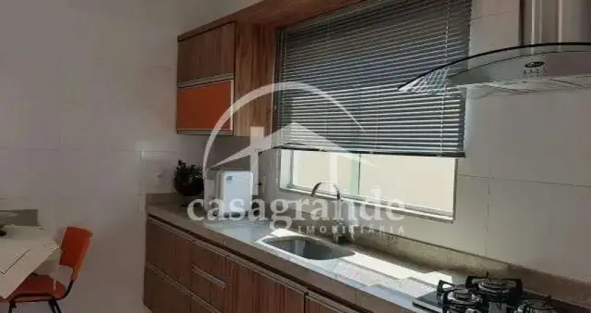 Casa com 3 quartos para alugar no Jardim Karaíba, Uberlândia 