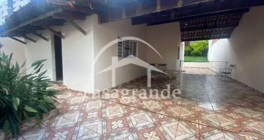 Casa com 3 quartos para alugar no Morada da Colina, Uberlândia 