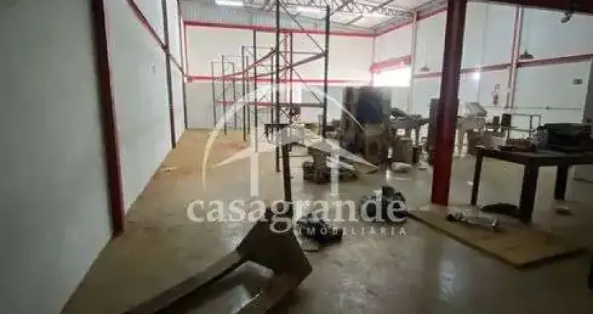 Barracão / Galpão / Depósito com 4 salas para alugar no Novo Mundo, Uberlândia 