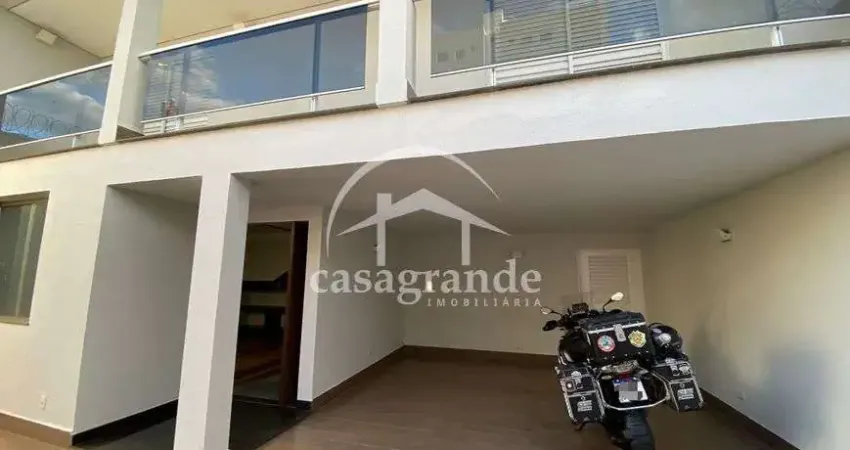 Casa comercial com 3 salas para alugar na Nossa Senhora Aparecida, Uberlândia 
