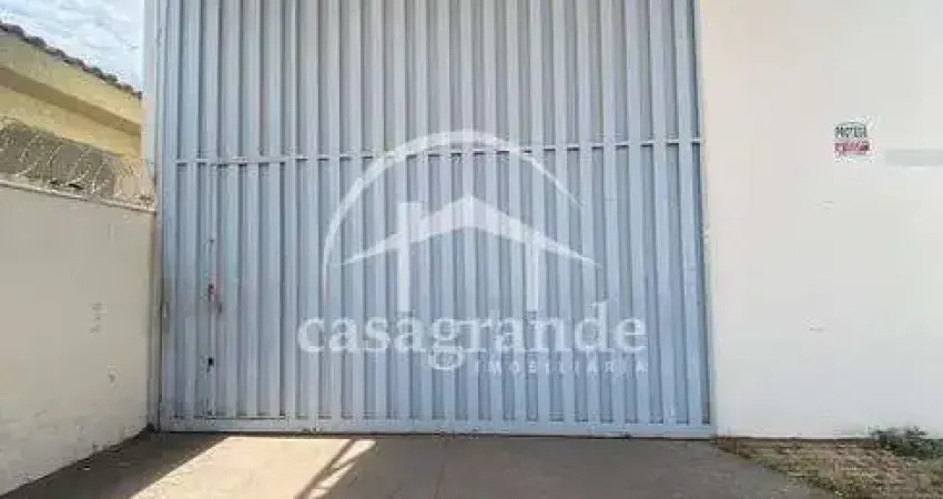 Barracão / Galpão / Depósito com 3 salas para alugar no Tibery, Uberlândia 