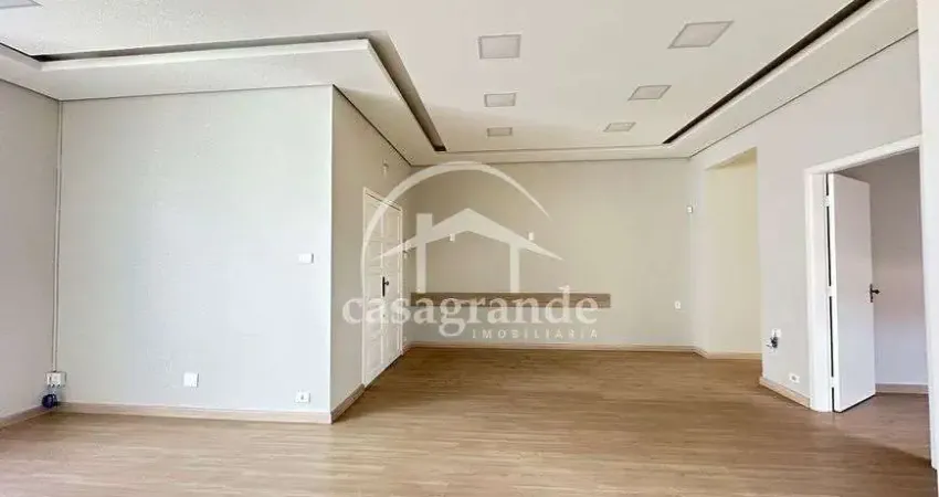 Casa comercial com 8 salas para alugar no Centro, Uberlândia 