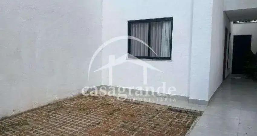 Casa com 3 quartos para alugar no Jardim Karaíba, Uberlândia 