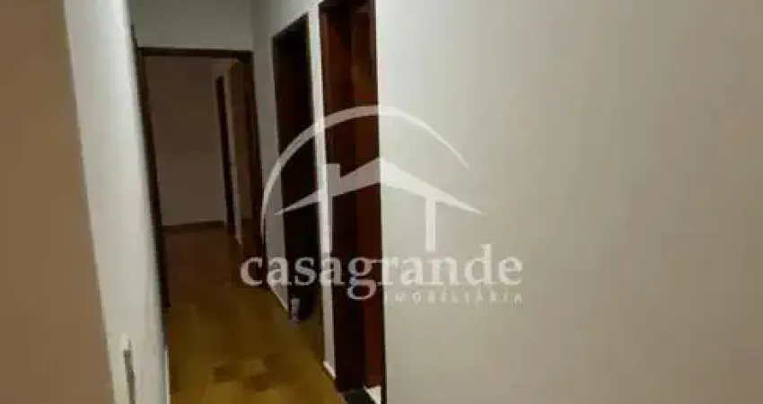 Casa com 3 quartos à venda no Conjunto Segismundo Pereira, Uberlândia