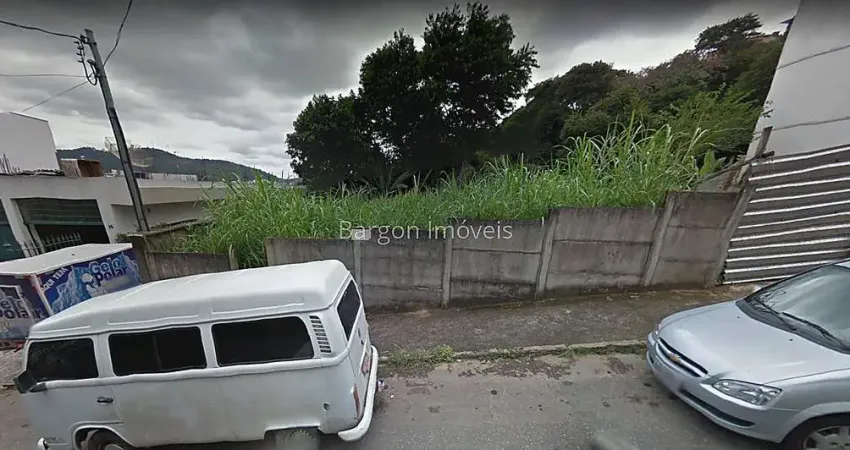 Ótimo lote próximo do Centro no Bairro Costa Carvalho em Juiz de Fora - MG