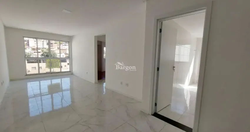 Apartamento de 2 quartos com suíte a venda no Residencial São Carlos em Juiz de Fora