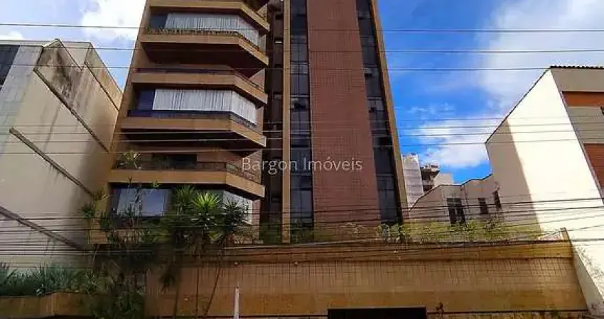 Apartamento com 04 quartos à venda no Bairro São Mateus em Juiz de Fora